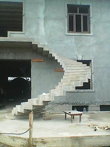 Бетонные лестницы: Бетонная лестница Для дома, Гарантия, Форма лестницы: Много-маршевая, Стиль: Хайтек — 48