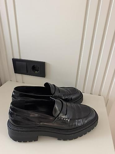 кожаный обувь: Лоферы, 39, Massimo Dutti, Б/у, цвет - Черный, Самовывоз, Бесплатная доставка — 2