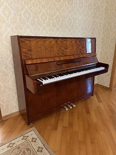 Pianolar: Belarus piano 3 pedal əla vəziyətdə üstünün mebeli və iç mexanikası — 4