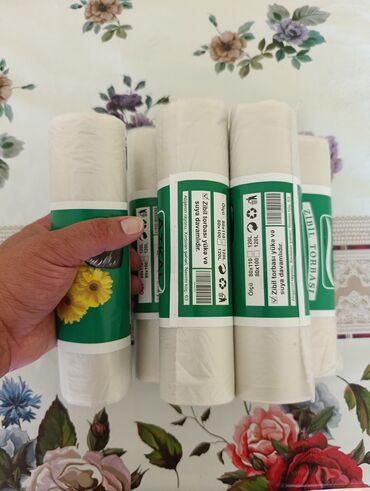 yemək qabları: Teze Packa. tullanti Kloklar. 1 ededi 1.50 qep. bir packada 100 yaxin