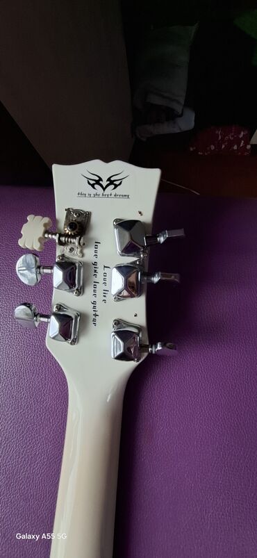 Гитары: Гитара гитары есть еще скрипка 1/8 и аккордеон барабанная установка — 5