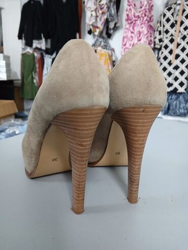 Tuflilər: Tuflilər, Ölçü: 39, rəng - Bej, İşlənmiş — 5