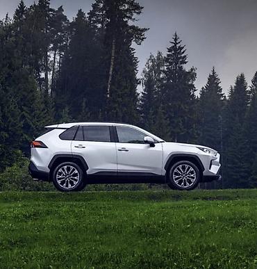 Toyota RAV4: 2021 г., 2.5 л, Автомат, Бензин, Кроссовер at lalafo.kg Toyota RAV4: 2021 г., 2.5 л, Автомат, Бензин, Кроссовер