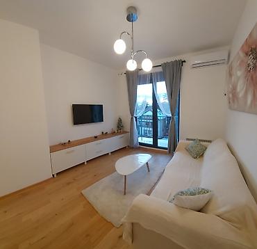 Stan na dan: Odmor na Zlatiboru, Nov apartman . Kategorisan 4**** Kiridžijska 33 — 3