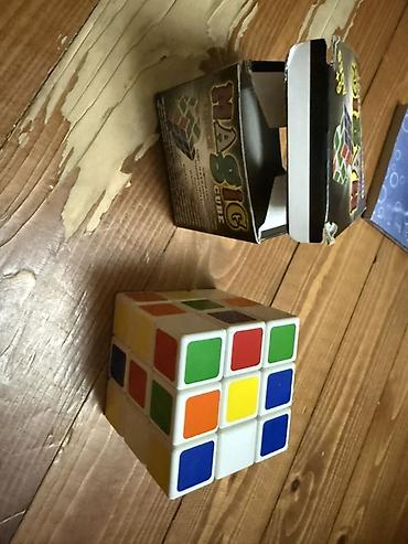 traktor oyuncaq: Magic Super Cube – klassik 3x3 mexaniki bulmacadır. Xüsusiyyətlər: - — 2