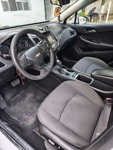 cruze 2012: Chevrolet Cruze: 1.4 l | 2017 il 265700 km Sedan — 4