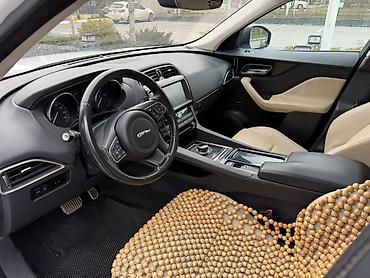 Jaguar: Jaguar F-Pace: 2019 г., 2 л, Бензин, Кроссовер — 5