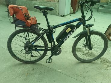 два велосипеда: Продаю электрический велосипеды 3шт; один горный скорости 3 на педали