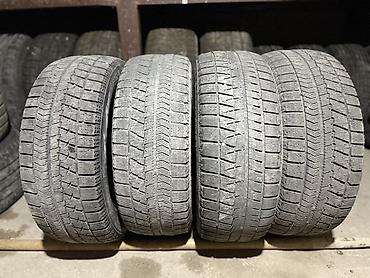 Комплект зимних шин Bridgestone Blizzak - Размер: 215/55 R17 - Индекс