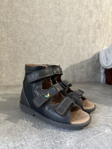 ортопедическая обувь детская: Ортопедические сандали 26 размер Носили недолго внутри помещения, в