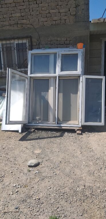 пластиковые окана: Пластиковое окно, цвет - Белый, Б/у, 180 *130