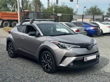 Mercedes-Benz: Toyota C-HR: 2017 г., 2 л, Автомат, Бензин, Хэтчбэк
