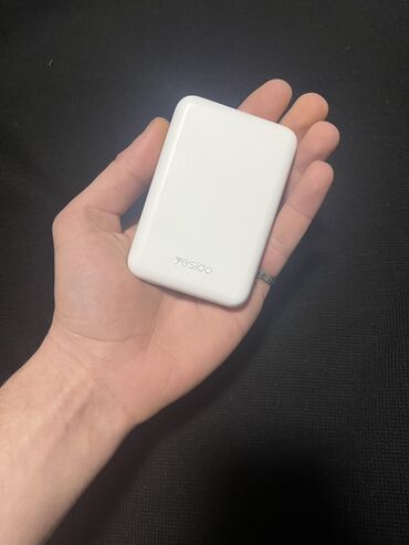 Powerbanklar: Powerbank Apple, < 5000 mAh, İşlənmiş