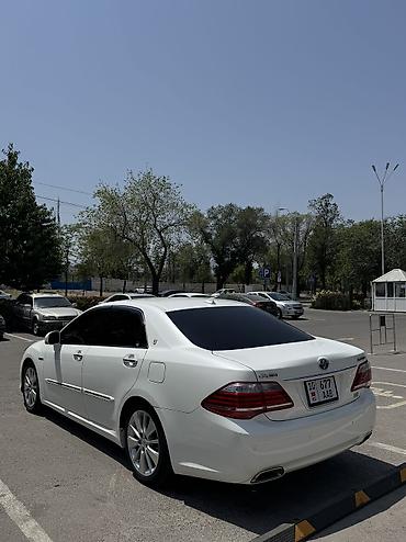 кравун: Toyota Crown: 2011 г., 3.5 л, Вариатор, Гибрид, Седан — 3