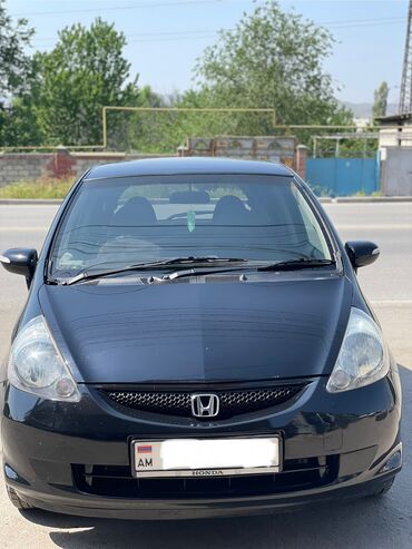 Honda: Honda Fit: 2005 г., 1.3 л, Вариатор, Бензин, Хэтчбэк