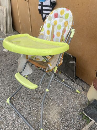 пластиковый детский столик и стульчик: Детские столы Б/у