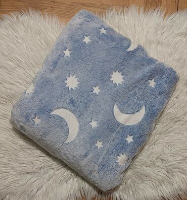 Posteljina: 🦄Dečije svetleće ćebe🦄 🦄Dimenzije-150*200 🦄Cena-2.100 dinara — 3