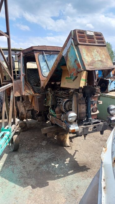 Двигатели, моторы и ГБЦ: Двигатель на юмз д65 коленвал н2 р1 с рабочего трактора на запчасти at lalafo.kg — 17 Двигатели, моторы и ГБЦ: Двигатель на юмз д65 коленвал н2 р1 с рабочего трактора на запчасти — 17