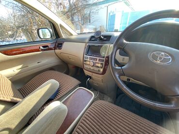 Toyota: Toyota Ipsum: 2003 г., 2.4 л, Автомат, Бензин, Минивэн — 8