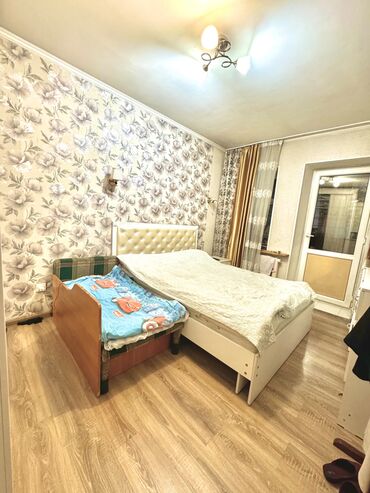 Продажа квартир: 4 комнаты, 118 м², Индивидуалка, 2 этаж, Старый ремонт — 8