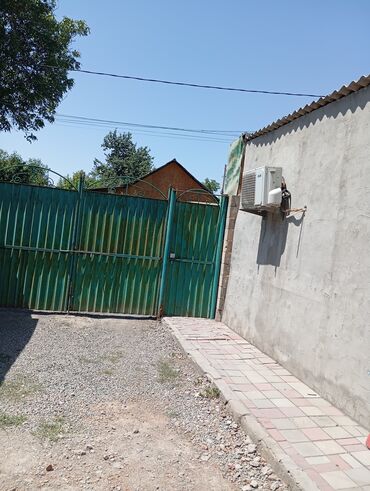 куплю дом с магазином: Дом, 60 м², 5 комнат, Собственник