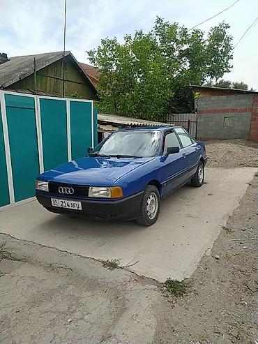 Audi 80: 1988 г., 1.8 л, Механика, Бензин, Седан