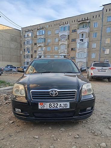 Toyota Avensis: 2004 г., 2 л, Автомат, Бензин, Универсал