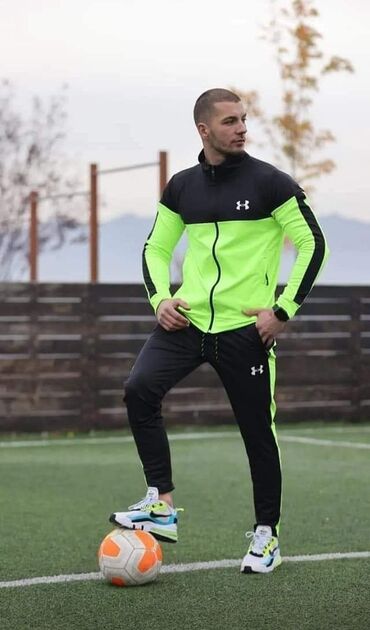 Trenerke: M - 3xl
Scuba
4000 din — 5