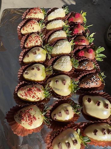 Кондитерские изделия, сладости: Клубника в шоколаде, по самой низкой цене по городу. Сочная клубника в — 23