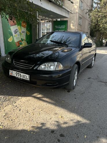 меняю на тико: Toyota Avensis: 1998 г., 1.8 л, Механика, Бензин, Хэтчбэк