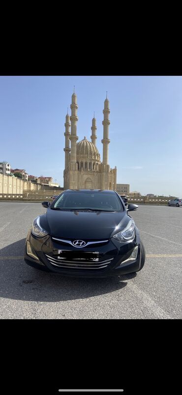 Hyundai: Hyundai Elantra: 1.8 l | 2015 il Sedan