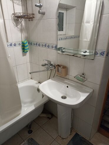 Долгосрочная аренда комнат: 100 м² — 13