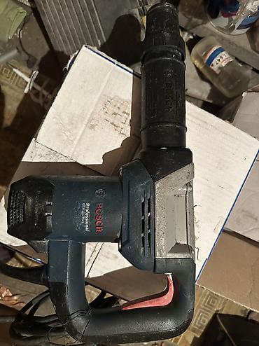 Отбойный молоток Bosch GSH 5 CE Professional (SDS-max)