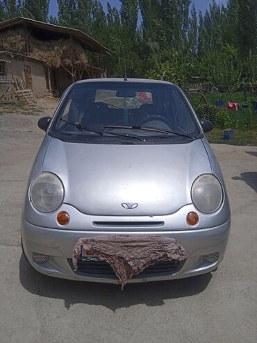 набор инструментов для авто: Daewoo Matiz, серебристый хэтчбек 5 дв. Ключевые особенности: -