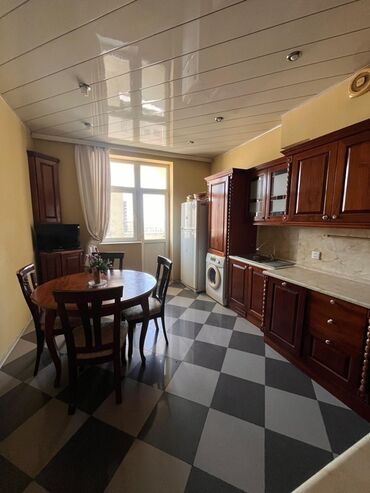 Yeni tikili: 4 otaqlı, Yeni tikili, 150 kv. m -da lalafo.az — 10 Yeni tikili: 4 otaqlı, Yeni tikili, 150 kv. m — 10