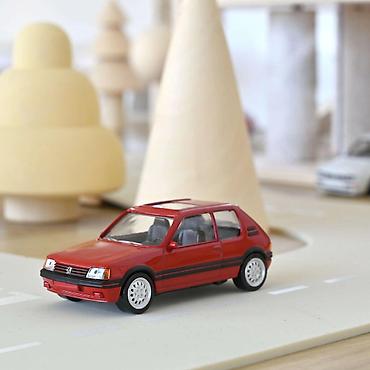 trenerka puma: Peugeot 205 GTi – 1986 – Crvena – Jet-Car – 1:43 – Norev Norev — 1