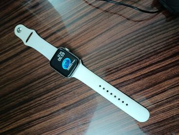 android avtomobil monitorları: İşlənmiş, Smart saat, Sensor ekran, rəng - Ağ