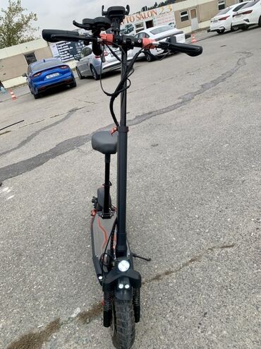 Elektrikli samokatlar: İşlənmiş Elektrik samokat 10", > 1000 Vt, > 45 km/s, Ünvandan götürmə — 2