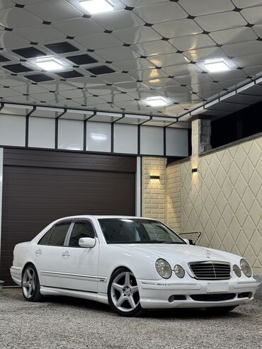 4 корпусный плуг: Mercedes-Benz E-Class: 2001 г., 4.3 л, Автомат, Бензин, Седан