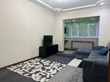 продаю квартиру в мкр учкун: 3 комнаты, 70 м², 105 серия, 3 этаж, Евроремонт