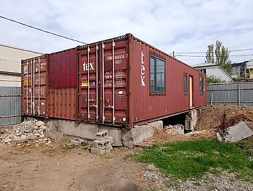 Дом из морских контейнеров 45HC (два модуля) пять окон первый этаж