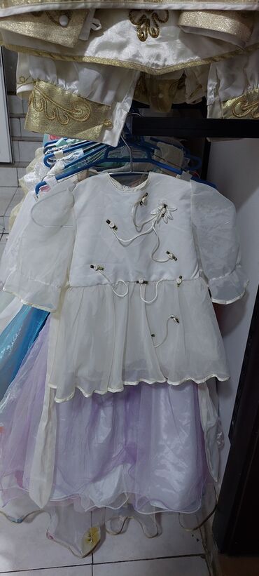 Donlar: Qiz uşagi ucun 30 eded geyimler 5 yaşdan 12 yaşa kimi .baxir — 15