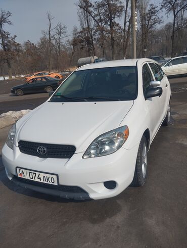 Toyota: Toyota Matrix: 2006 г., 1.8 л, Автомат, Бензин, Универсал