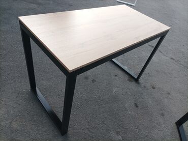 Другая мебель: Офисный стол. Компьютерный стол. Письменный стол. Обеденный стол. У — 29