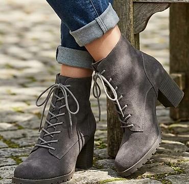 reebok patike ženske: Ženske čizme na pertlanje, tamnosive - Materijal: meka brušena eko — 1