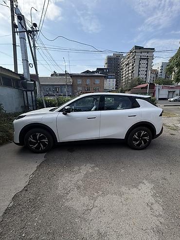 kaiyi e5: Changan Qiyuan Q05: 2026 г., Автомат, Электромобиль, Кроссовер — 1