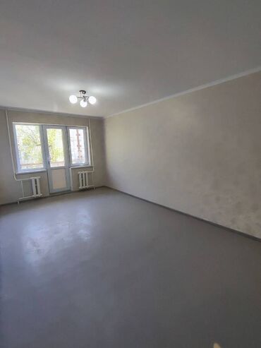 прадается 2 комнатная квартира: 2 комнаты, 43 м², 104 серия, 4 этаж