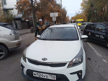 диван для спринтер: Kia Rio: 2019 г., 1.4 л, Автомат, Бензин, Седан