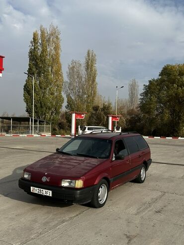 продать на разборку машину: Volkswagen Passat Variant: 1988 г., 1.8 л, Механика, Газ, Универсал