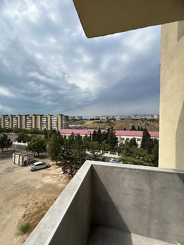 qara qarayev m: Yeni guneslide 275 n mektebin yani 120 kv tam esyali menzil,ofis — 5